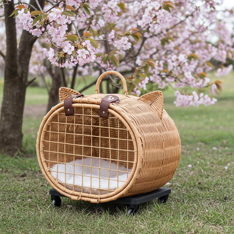 Wicker Cat Carrier Trolley image 3